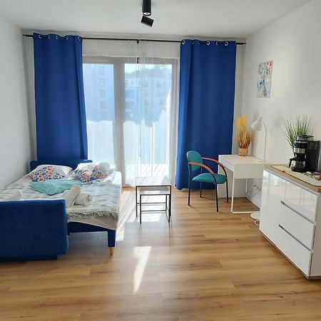 Appartamento Uroczy Apartament Z Miejscem Na Auto W Garazu Varsavia Esterno foto