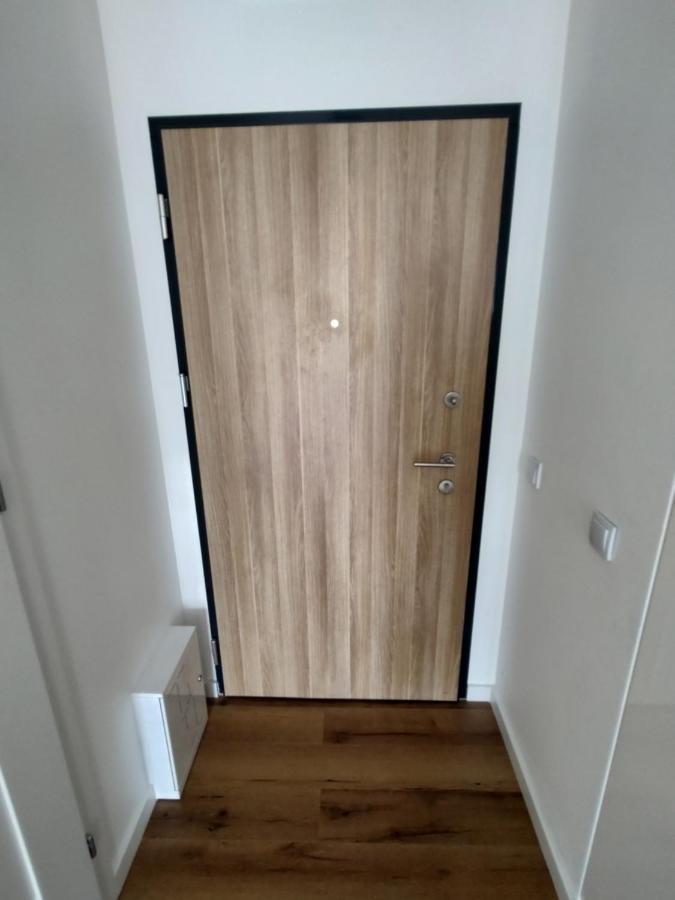 Appartamento Uroczy Apartament Z Miejscem Na Auto W Garazu Varsavia Esterno foto