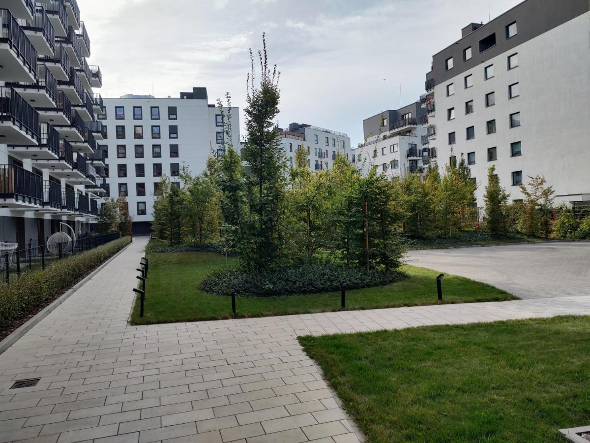 Appartamento Uroczy Apartament Z Miejscem Na Auto W Garazu Varsavia Esterno foto