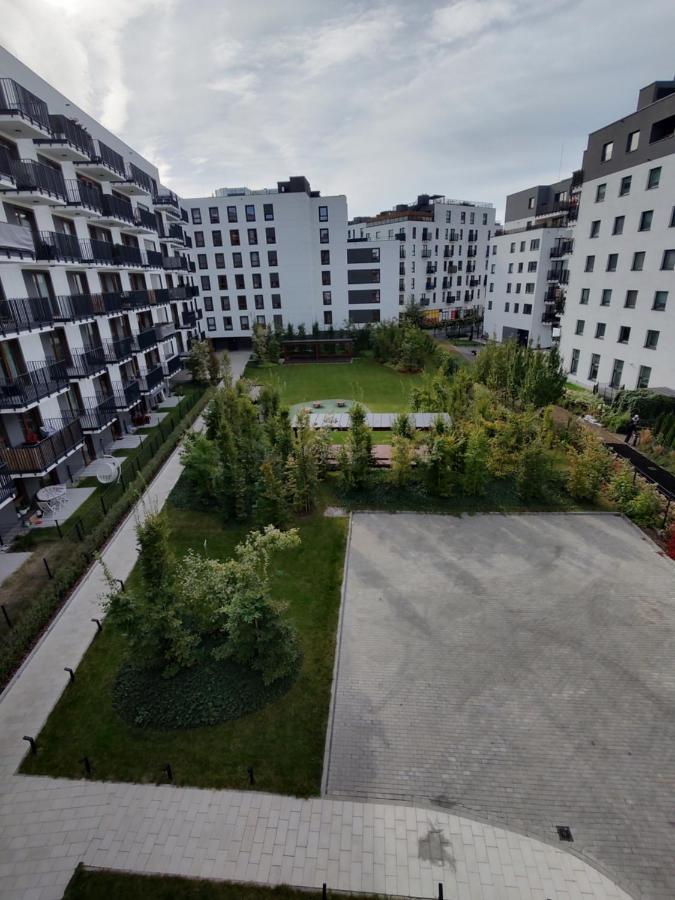 Appartamento Uroczy Apartament Z Miejscem Na Auto W Garazu Varsavia Esterno foto